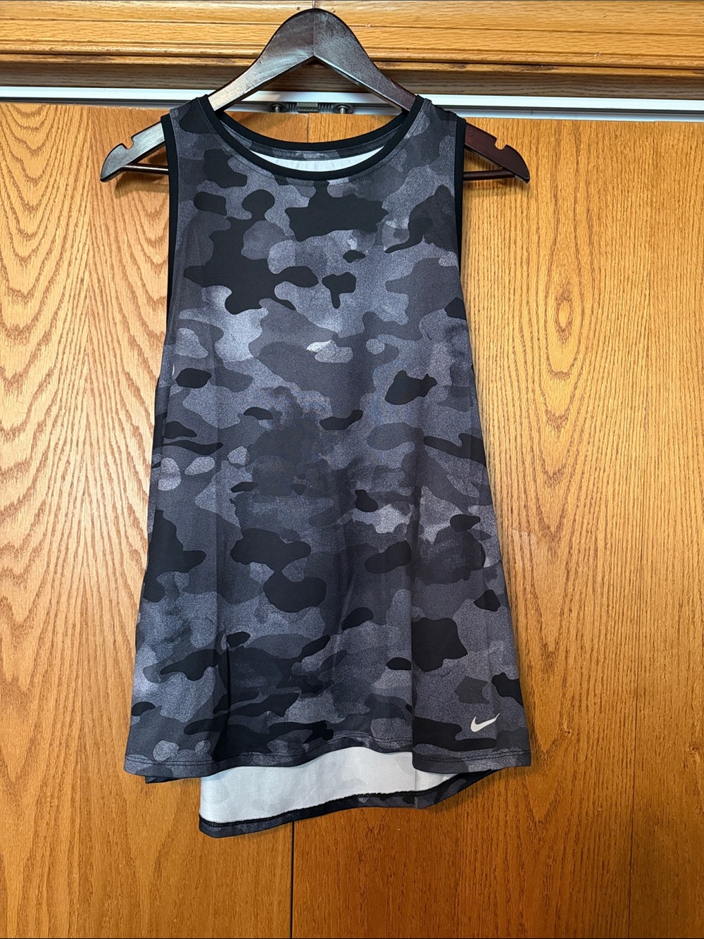 Nike Women's Black & Gray Camo Performance Tank